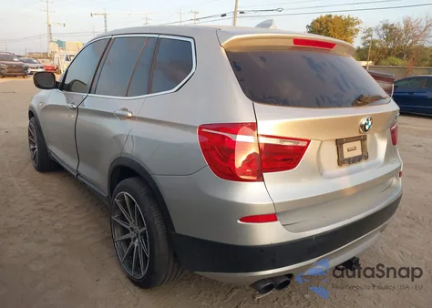 2014 BMW X3 xDrive28I z USA, uszkodzony, nr VIN 5UXWX9C59E0D17530